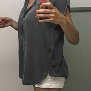 Button down grey top